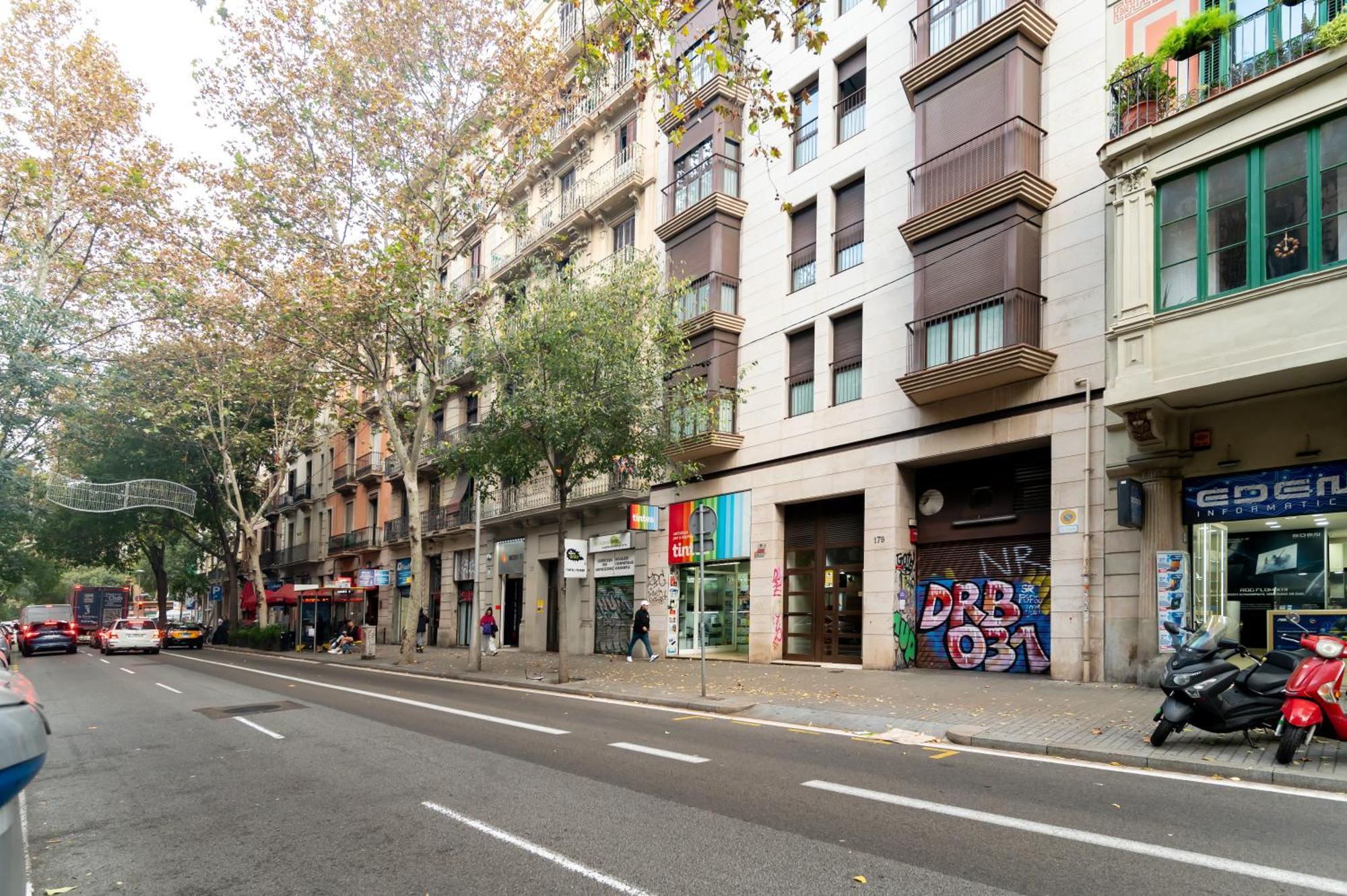 Comfy Downtown + Private Terrace Apartment Barcelona Ngoại thất bức ảnh